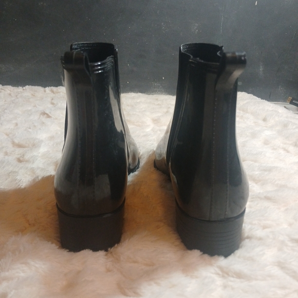 Jeffrey Campbell Stormy Chelsea Glossy Patent Leather Ankle Bootie Size 7 - Picture 2 of 9